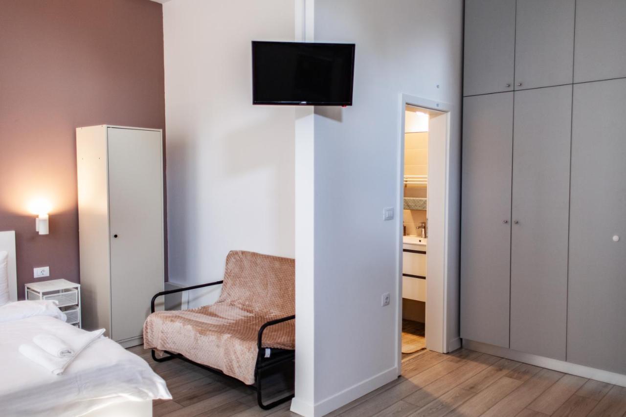 Modern Studio In The Heart Of Iasi Luaran gambar